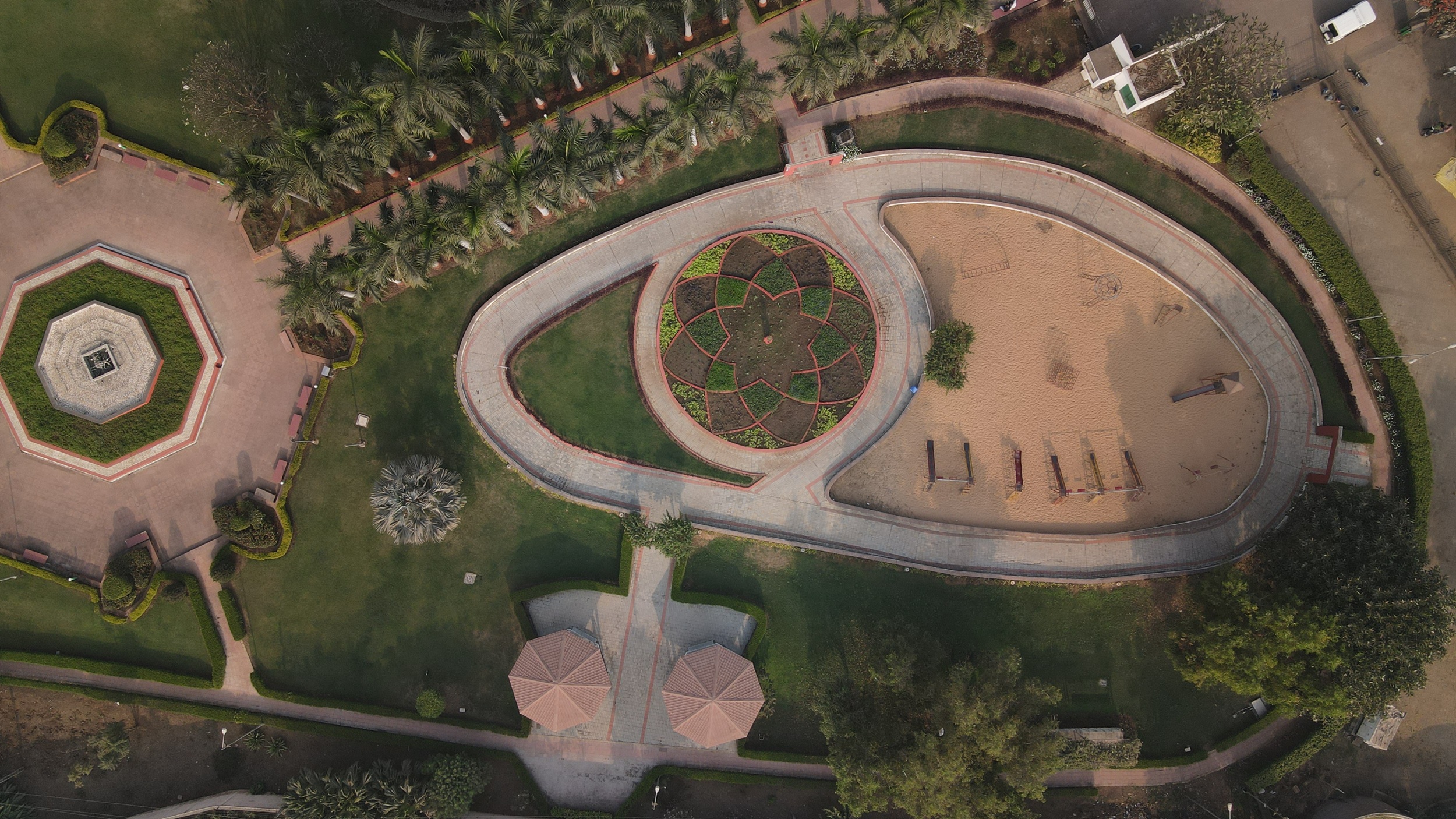  Sardar Patel Memorial, Karamsad